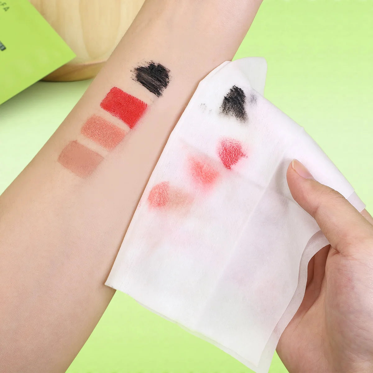 Lingettes Démaquillantes à l'Avocat – Démaquillage Doux & Nettoyage Profond | Lot de 1/2/3 boîtes