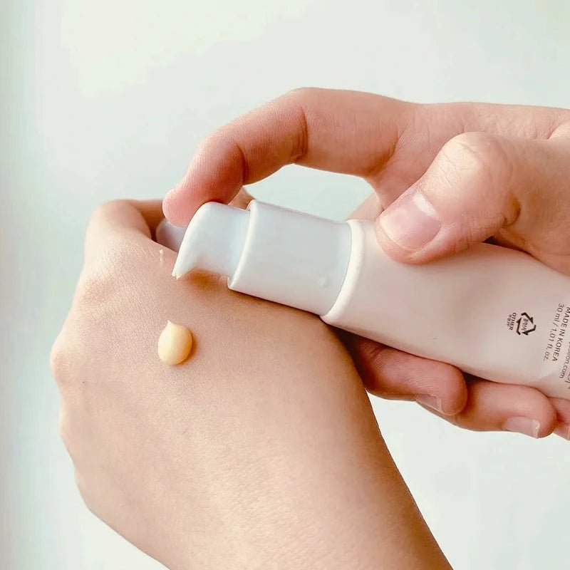 Soin Visage Coréen – 5 Essences Éclat, Anti-âge & Crème Contour des Yeux Hydratante