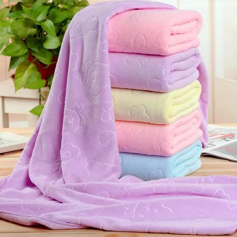 Embossed Bath Towel 70x120cm Quick Drying Highly Absorbent Machine Washable Towel for Gym Travel Bathroom Daily Use